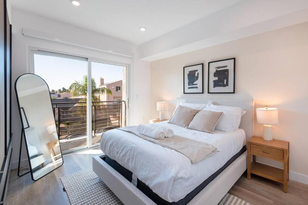 Deluxe Modern 2-bedroom W/ Roof Deck! Appartement Los Angeles